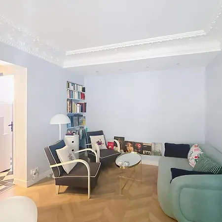 Cozy Near The Champ-de-mars Apartament