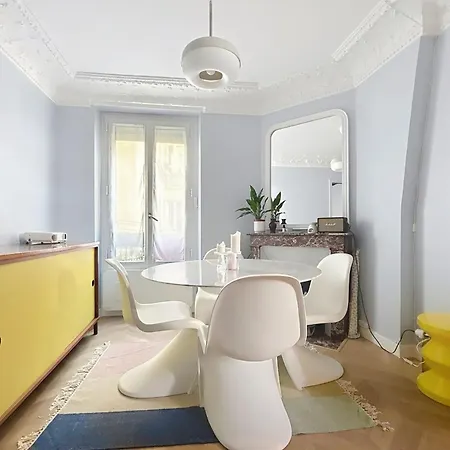 Cozy Near The Champ-de-mars Apartament